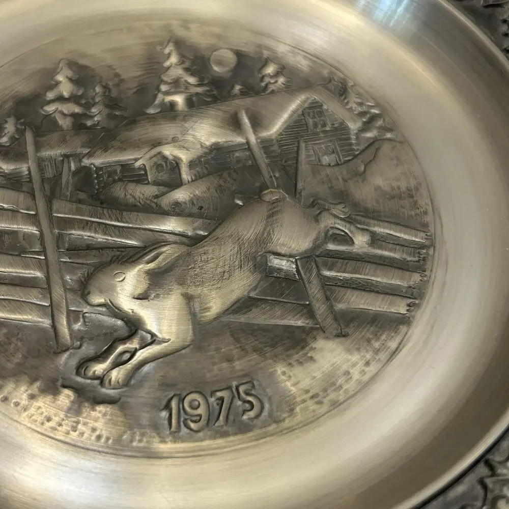 MASTAD PEWTER HOLIDAY PLATE 1975 Christmas 7